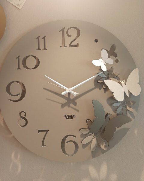 Orologio da parete Arti & Mestieri con farfalle decorative - Harmony Collegno