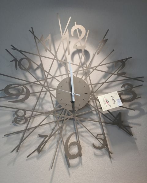 Orologio da parete Arti & Mestieri a numeri scomposti - Harmony Collegno
