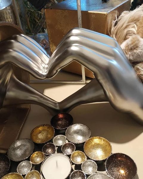 Scultura mani a forma di cuore con portacandele - Harmony Collegno
